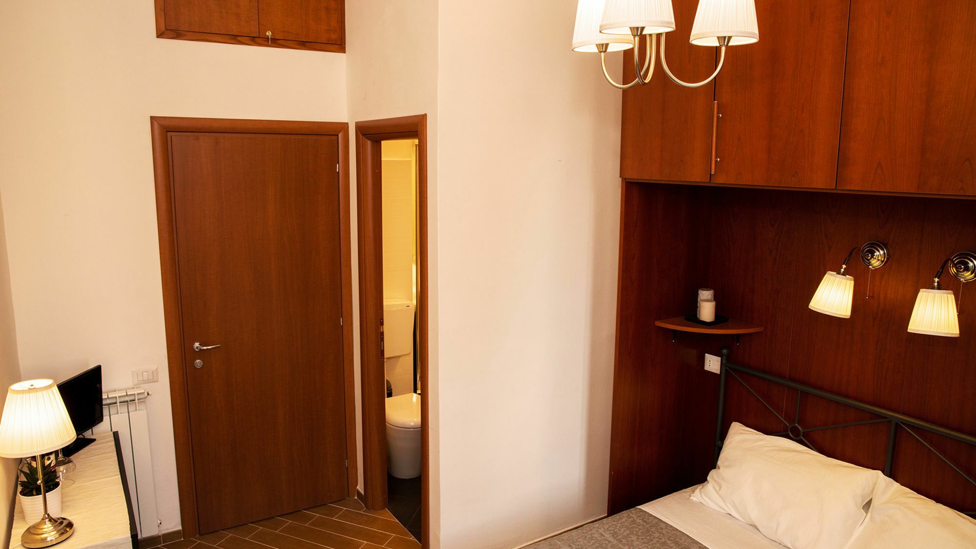 MICLAD Colosseum Guest House Acomodação com café da manhã 